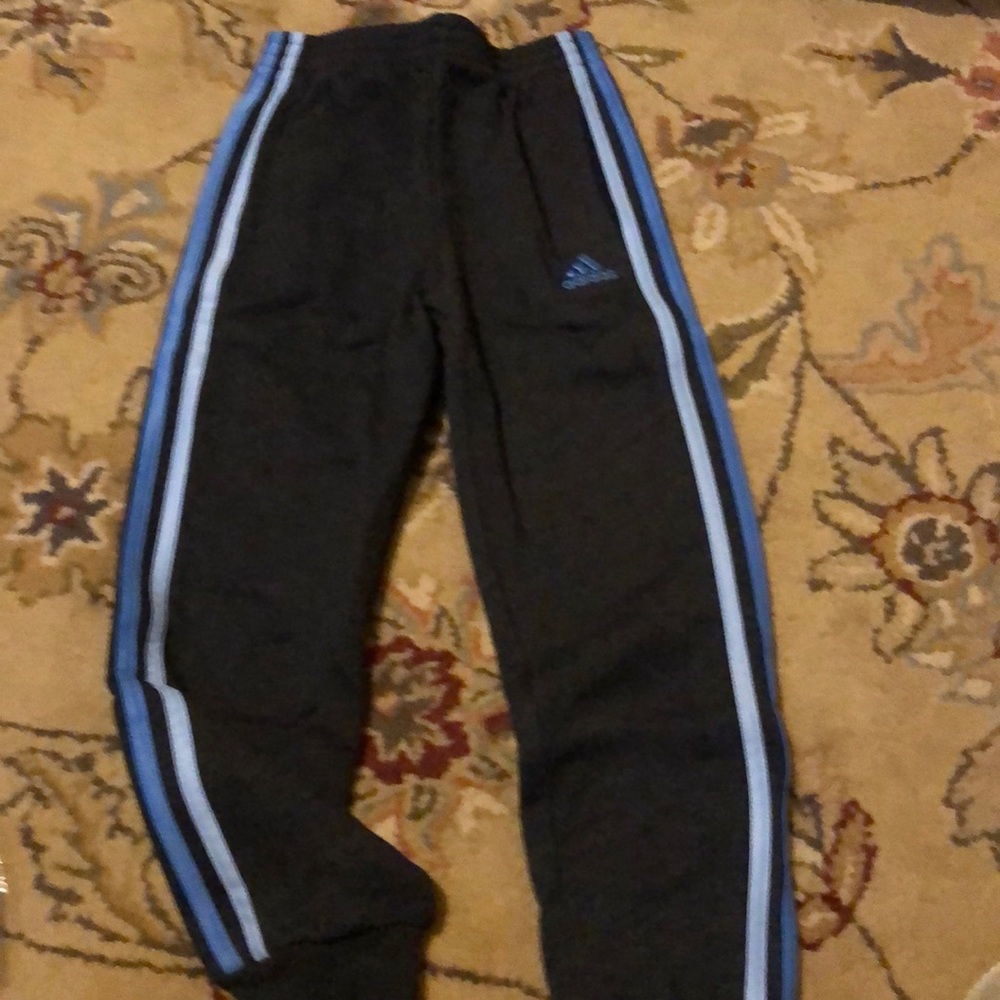New Adidas kids Jogger